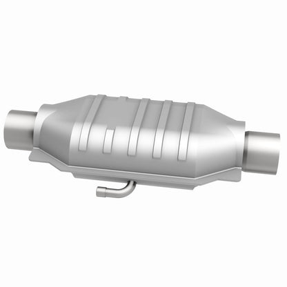 MagnaFlow Standard Grade Federal / EPA Compliant Universal Catalytic Converter 93526 360 Degree Image Set