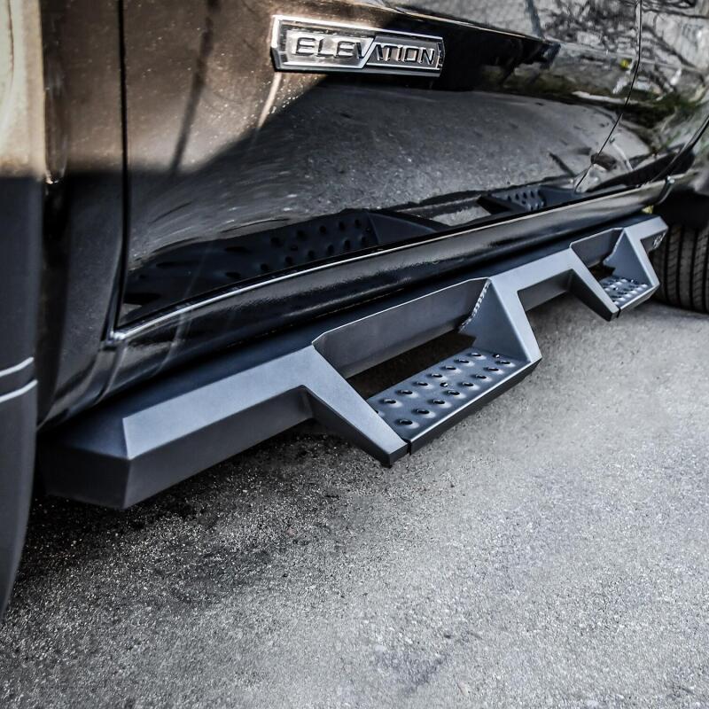 Westin HDX Drop Nerf Step Bars Textured Black/SIER 1500 56-14125 Photo - Mounted