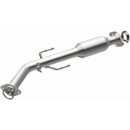 MagnaFlow Toyota Sienna HM Grade Federal / EPA Compliant Direct-Fit Catalytic Converter 23135 Photo - out of package