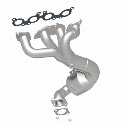 MagnaFlow Volvo XC90 OEM Grade Federal / EPA Compliant Manifold Catalytic Converter 51863 360 Degree Image Set