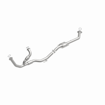 MagnaFlow Toyota Sienna HM Grade Federal / EPA Compliant Direct-Fit Catalytic Converter 23751 360 Degree Image Set