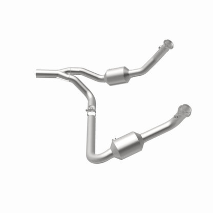 MagnaFlow Jeep Wrangler California Grade CARB Compliant Direct-Fit Catalytic Converter 5551458 360 Degree Image Set