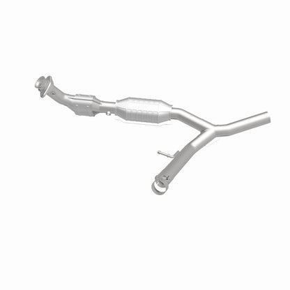 MagnaFlow HM Grade Federal / EPA Compliant Direct-Fit Catalytic Converter 93665 360 Degree Image Set