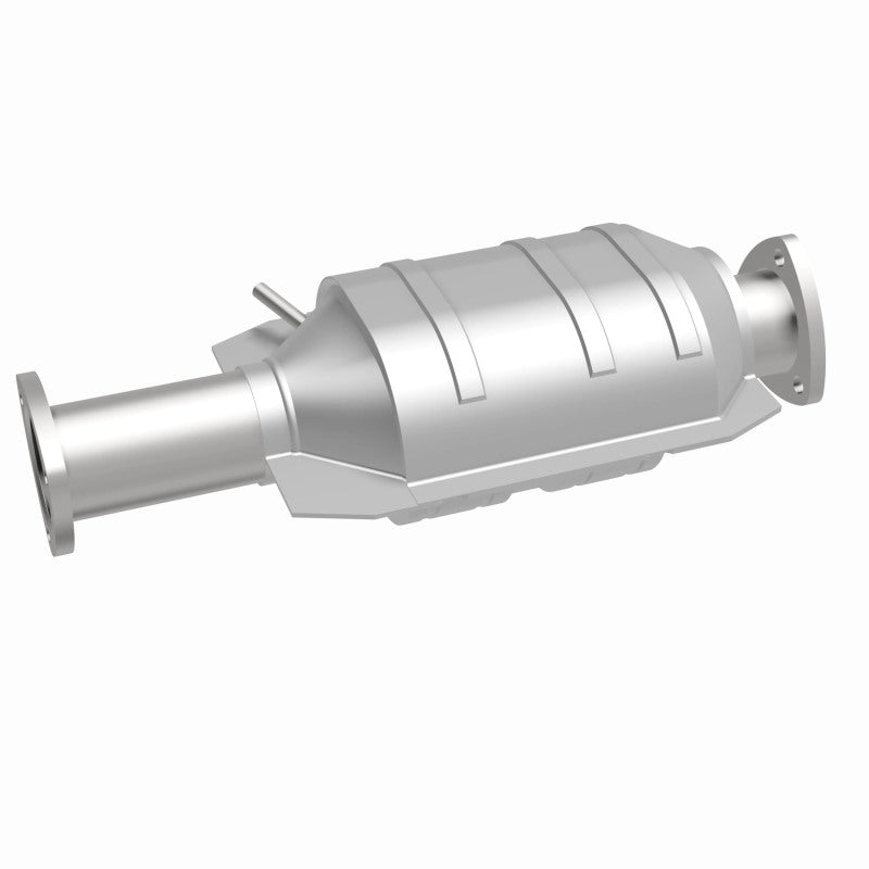 MagnaFlow Alfa Romeo Standard Grade Federal / EPA Compliant Direct-Fit Catalytic Converter 23504 360 Degree Image Set