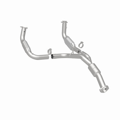 MagnaFlow OEM Grade Federal / EPA Compliant Direct-Fit Catalytic Converter 51812 360 Degree Image Set