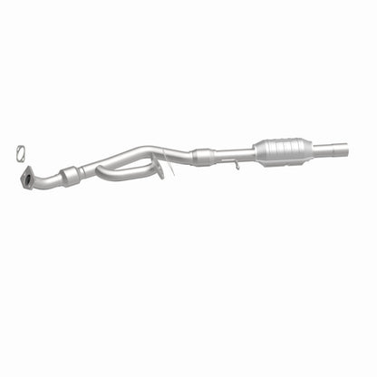 MagnaFlow Hyundai Santa Fe OEM Grade Federal / EPA Compliant Direct-Fit Catalytic Converter 49130 360 Degree Image Set
