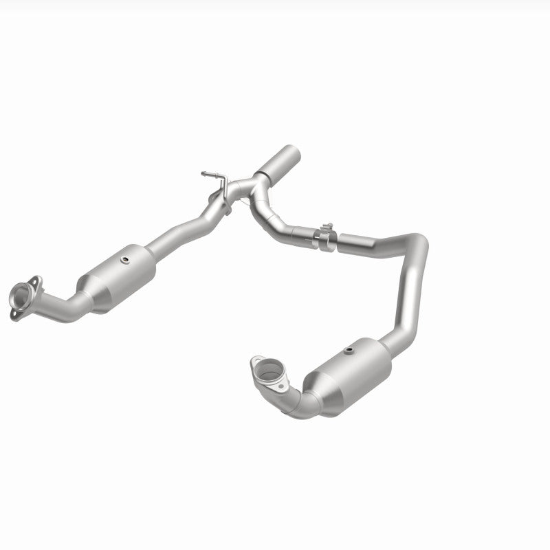 Magnaflow 17-18 Ford E-350 6.8L Direct Fit Converter 280014 280014 360 Degree Image Set