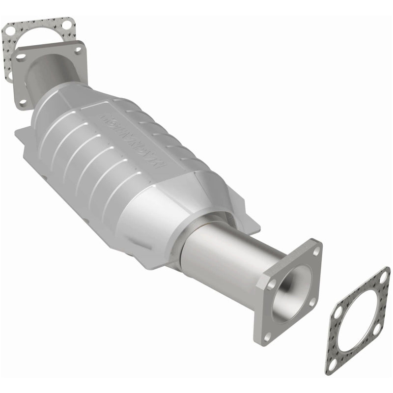 MagnaFlow Chevrolet Standard Grade Federal / EPA Compliant Direct-Fit Catalytic Converter 93426 Photo - out of package