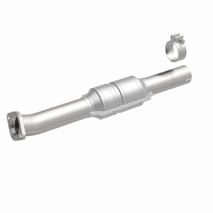 MagnaFlow Toyota Venza OEM Grade Federal / EPA Compliant Direct-Fit Catalytic Converter 52108 360 Degree Image Set