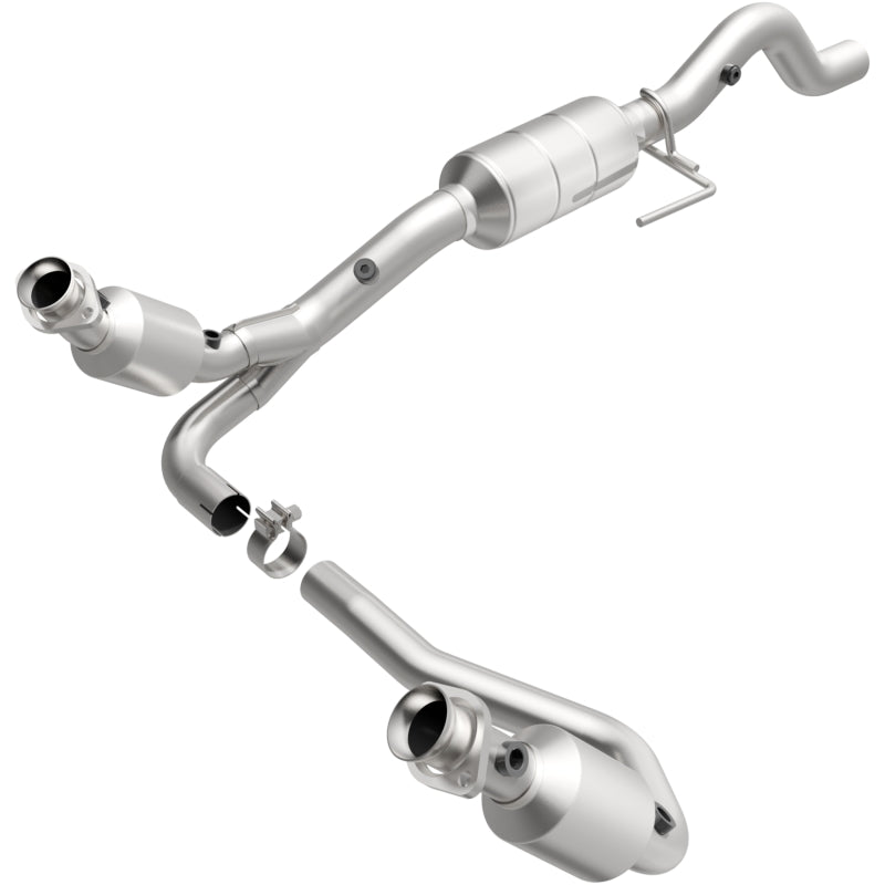 MagnaFlow Dodge Durango OEM Grade Federal / EPA Compliant Direct-Fit Catalytic Converter 51351 Photo - Primary