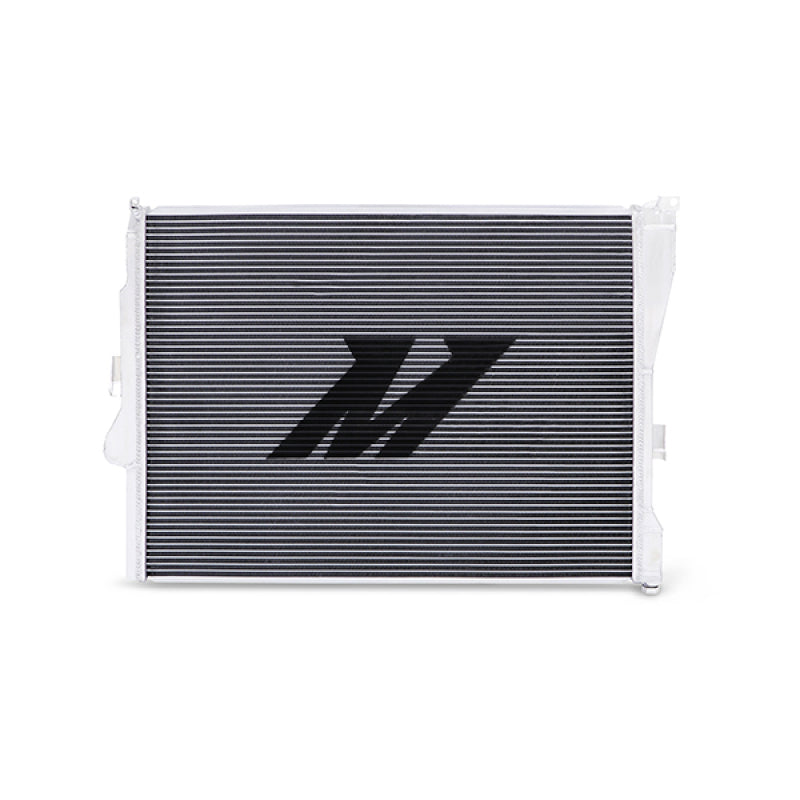 Mishimoto BMW E46 Non-M Performance Aluminum Radiator MMRAD-E46-323 Photo - out of package
