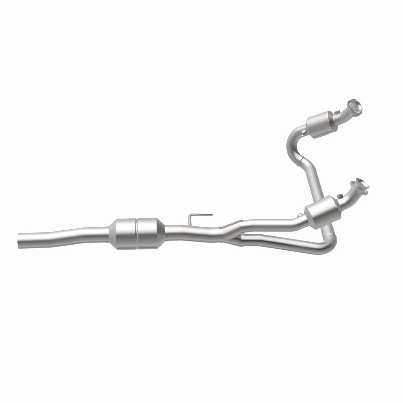 MagnaFlow Dodge Durango OEM Grade Federal / EPA Compliant Direct-Fit Catalytic Converter 51348 360 Degree Image Set