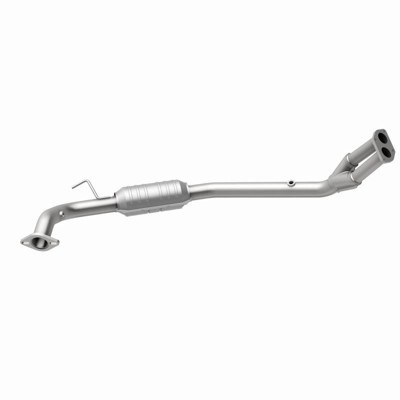 MagnaFlow Isuzu HM Grade Federal / EPA Compliant Direct-Fit Catalytic Converter 24040 360 Degree Image Set