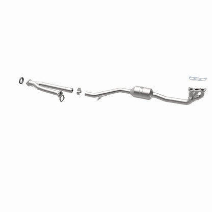 MagnaFlow Subaru OEM Grade Federal / EPA Compliant Manifold Catalytic Converter 52202 360 Degree Image Set