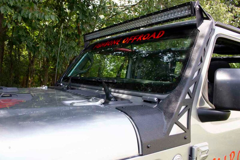 Fishbone Offroad 2018+ Jeep Wrangler JL Windshield Light Bracket FB21058 FB21058 Photo - lifestyle view