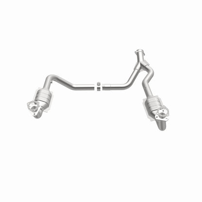 MagnaFlow Land Rover Range Rover HM Grade Federal / EPA Compliant Direct-Fit Catalytic Converter 93694 360 Degree Image Set