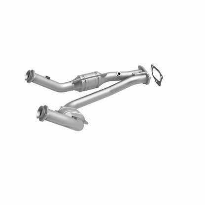 MagnaFlow HM Grade Federal / EPA Compliant Direct-Fit Catalytic Converter 24470 360 Degree Image Set
