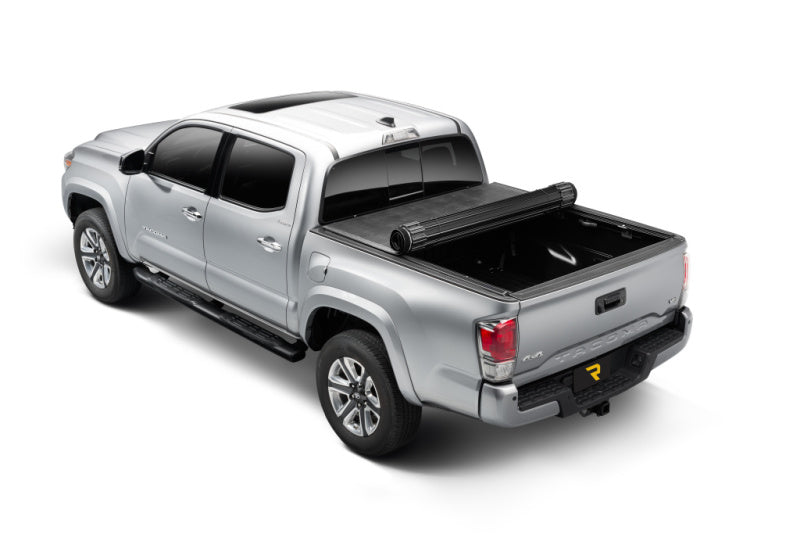 Truxedo 2024 Toyota Tacoma 5ft Sentry Bed Cover 1556101 1556101 Photo - Mounted