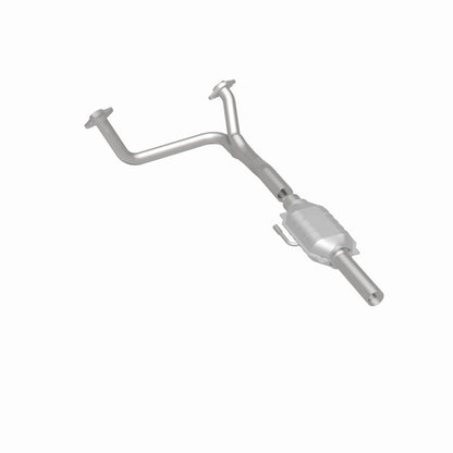 MagnaFlow Ford Standard Grade Federal / EPA Compliant Direct-Fit Catalytic Converter 93306 360 Degree Image Set