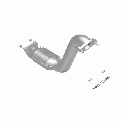 MagnaFlow Ford Focus OEM Grade Federal / EPA Compliant Direct-Fit Catalytic Converter 52298 360 Degree Image Set