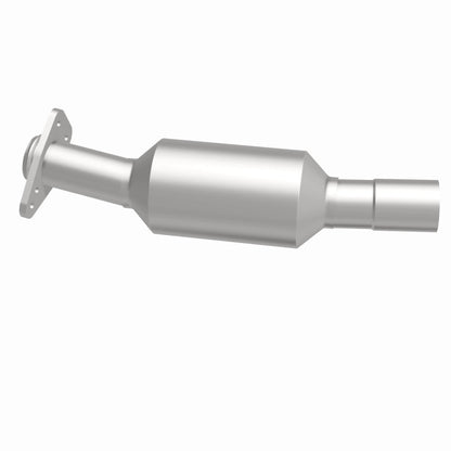MagnaFlow California Grade CARB Compliant Direct-Fit Catalytic Converter 3322431 360 Degree Image Set
