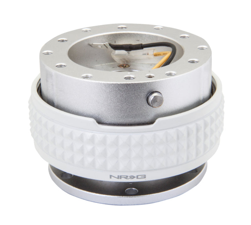 NRG Quick Release Kit - Pyramid Edition - Silver Body / Glow In The Dark Pyramid Ring SRK-210SL/GL SRK-210SL/GL Photo - Primary