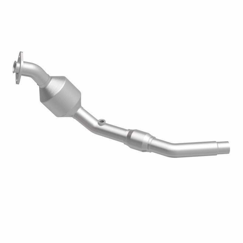 MagnaFlow Land Rover Freelander OEM Grade Federal / EPA Compliant Direct-Fit Catalytic Converter 51877 360 Degree Image Set