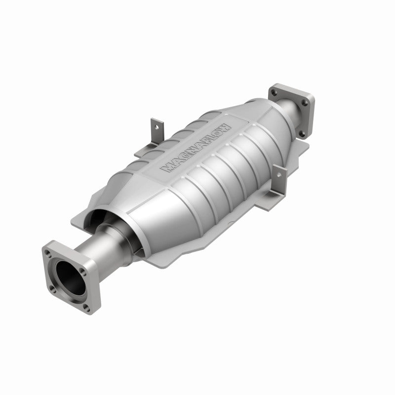 MagnaFlow Standard Grade Federal / EPA Compliant Direct-Fit Catalytic Converter 23503 360 Degree Image Set