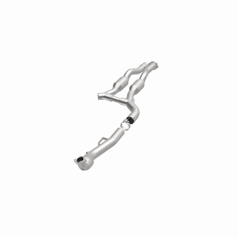 MagnaFlow Mercedes-Benz HM Grade Federal / EPA Compliant Direct-Fit Catalytic Converter 24334 360 Degree Image Set