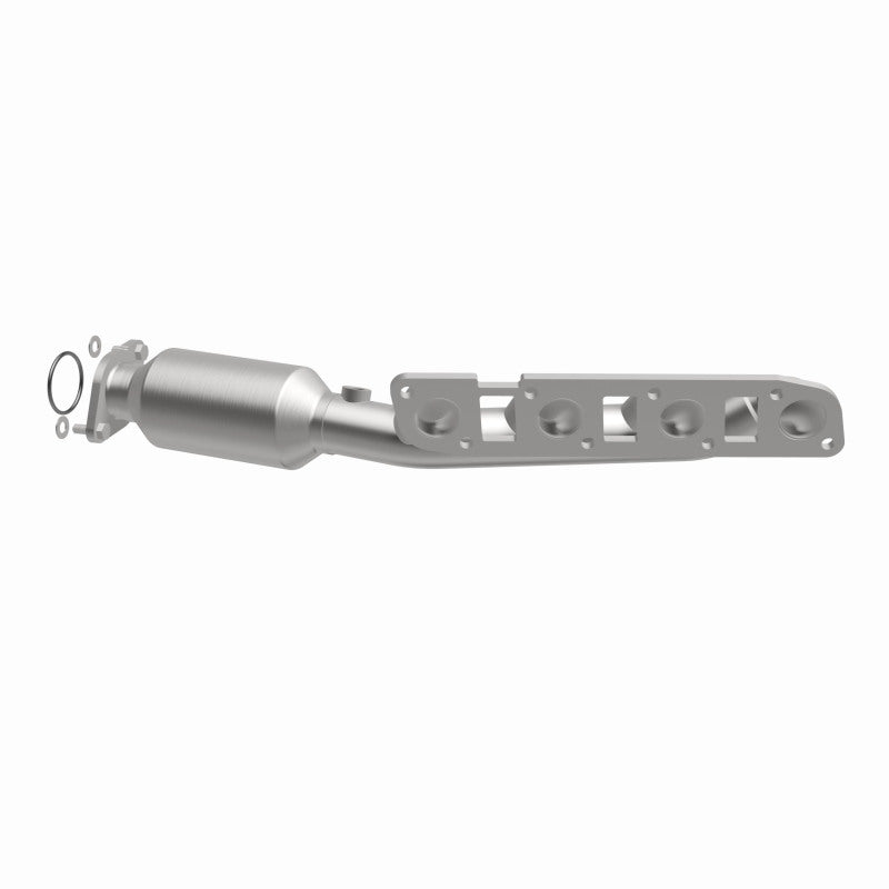 MagnaFlow Infiniti OEM Grade Federal / EPA Compliant Manifold Catalytic Converter 22-035 360 Degree Image Set