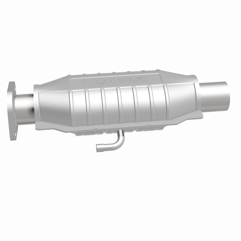 MagnaFlow Nissan D21 Standard Grade Federal / EPA Compliant Direct-Fit Catalytic Converter 23617 360 Degree Image Set