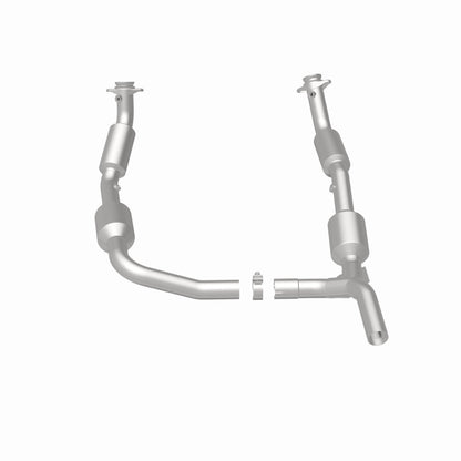 MagnaFlow Ford California Grade CARB Compliant Direct-Fit Catalytic Converter 5481640 360 Degree Image Set