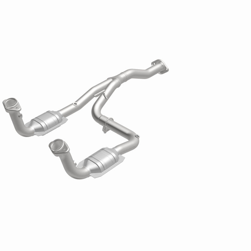 MagnaFlow Jeep Liberty HM Grade Federal / EPA Compliant Direct-Fit Catalytic Converter 23957 360 Degree Image Set