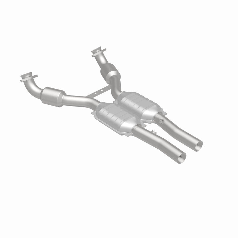 MagnaFlow Chevrolet Corvette HM Grade Federal / EPA Compliant Direct-Fit Catalytic Converter 93989 360 Degree Image Set