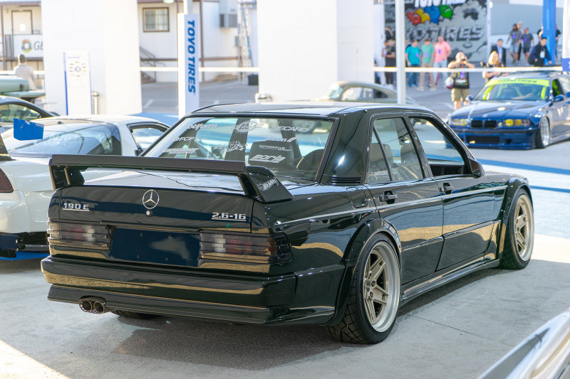 CSF 84-88 Mercedes-Benz W201 190E 2.3L - 16 w/ A/C High Performance Aluminum Radiator 7220 7220 Photo - lifestyle view