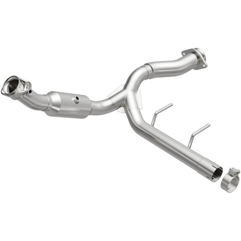 MagnaFlow Ford F-150 OEM Grade Federal / EPA Compliant Direct-Fit Catalytic Converter 21-470 Photo - Primary