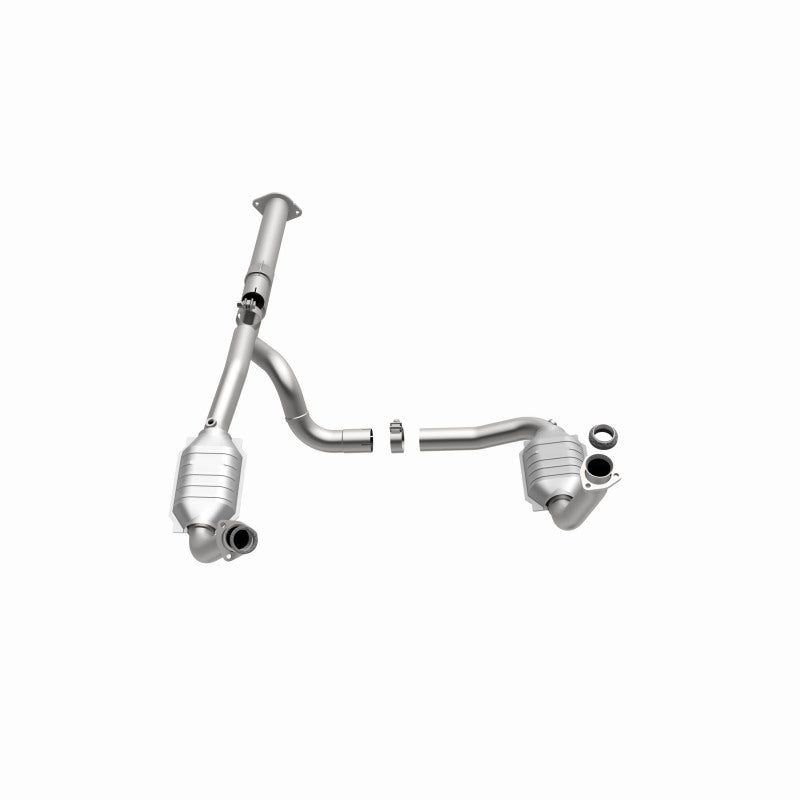 MagnaFlow OEM Grade Federal / EPA Compliant Direct-Fit Catalytic Converter 51510 360 Degree Image Set