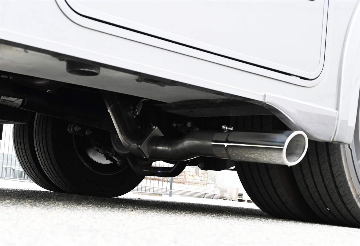 Gibson 16-25 Ford Class A Motorhome/F53 Chassis 6.8L V10 RV Power Cat-Back Exhaust (SS) 956013S