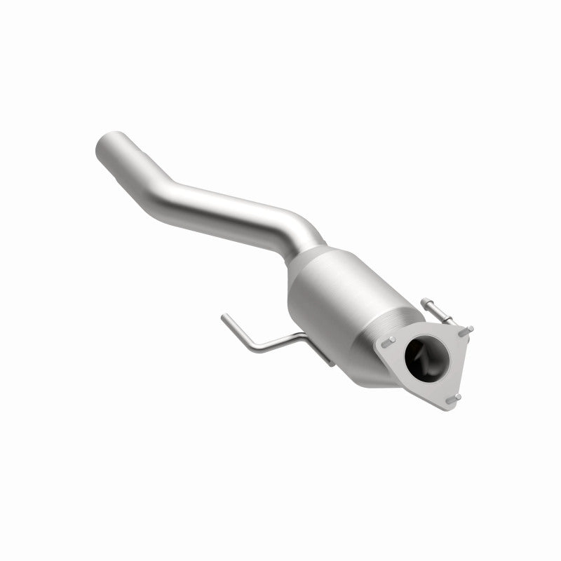 MagnaFlow Volkswagen Touareg OEM Grade Federal / EPA Compliant Direct-Fit Catalytic Converter 51154 360 Degree Image Set