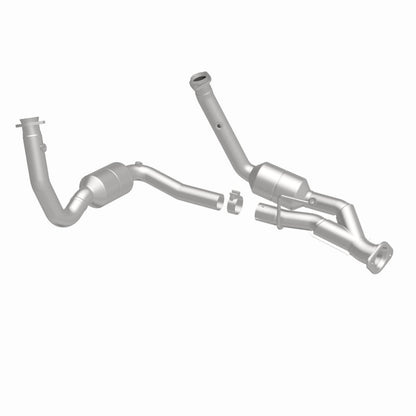 MagnaFlow Jeep OEM Grade Federal / EPA Compliant Direct-Fit Catalytic Converter 49709 360 Degree Image Set