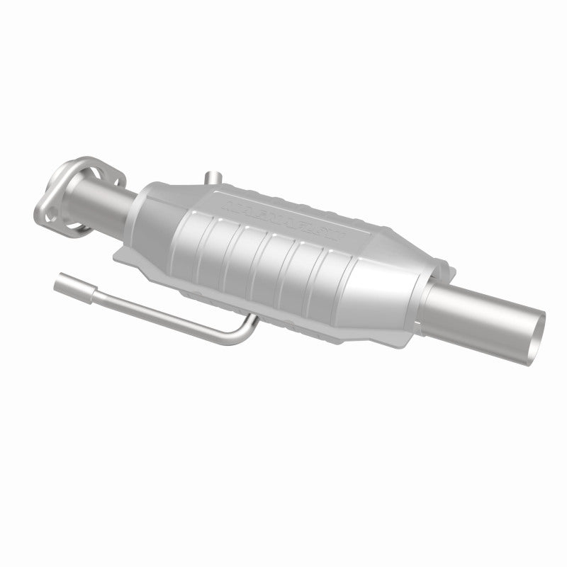 MagnaFlow Standard Grade Federal / EPA Compliant Direct-Fit Catalytic Converter 23349 360 Degree Image Set