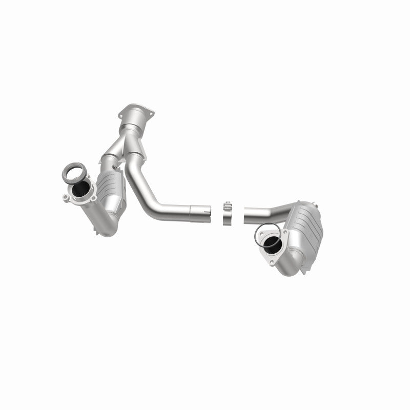 MagnaFlow OEM Grade Federal / EPA Compliant Direct-Fit Catalytic Converter 49650 360 Degree Image Set
