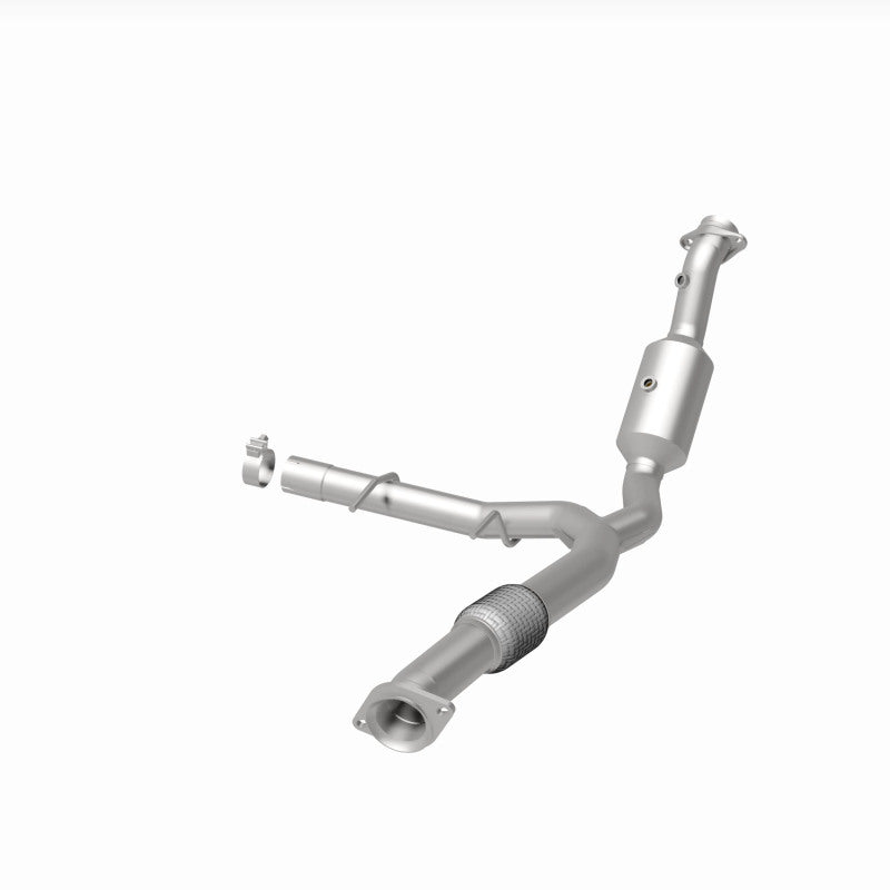 Magnaflow 18-21 Ford Expedition Right Underbody 3.5L Direct Fit Catalytic Converter 280219 280219 360 Degree Image Set