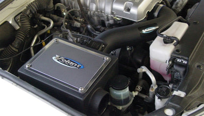 Volant 03-04 Toyota 4Runner 4.7L Pro5 Closed Box Air Intake System 18947 Photo - Mounted