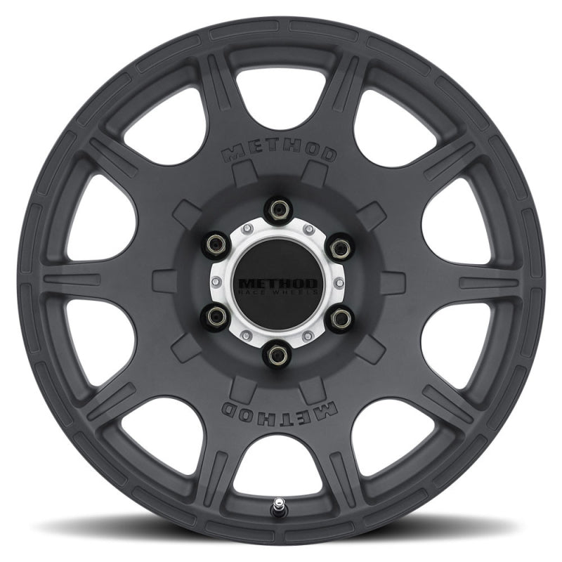 Method Race Wheels MR308 Roost Wheel Matte Black 18x9 +18 6x135 MR30889016518 Photo - Close Up