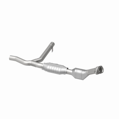 MagnaFlow Ford California Grade CARB Compliant Direct-Fit Catalytic Converter 447122 360 Degree Image Set