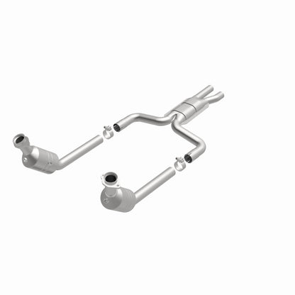 MagnaFlow OEM Grade Federal / EPA Compliant Direct-Fit Catalytic Converter 52099 360 Degree Image Set