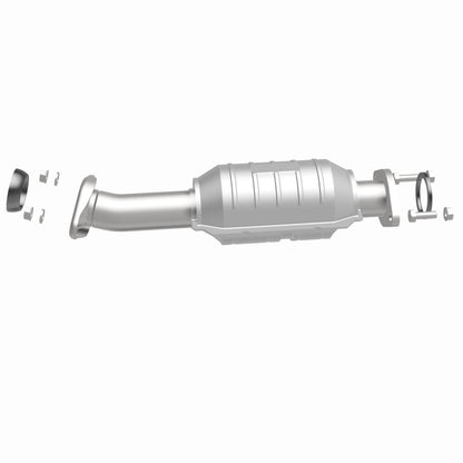 MagnaFlow Suzuki Aerio OEM Grade Federal / EPA Compliant Direct-Fit Catalytic Converter 51672 360 Degree Image Set