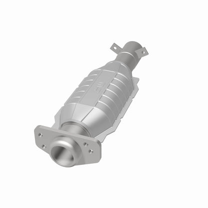 MagnaFlow Standard Grade Federal / EPA Compliant Direct-Fit Catalytic Converter 93486 360 Degree Image Set