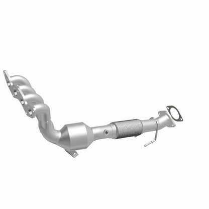 MagnaFlow Ford Focus OEM Grade Federal / EPA Compliant Manifold Catalytic Converter 51153 360 Degree Image Set